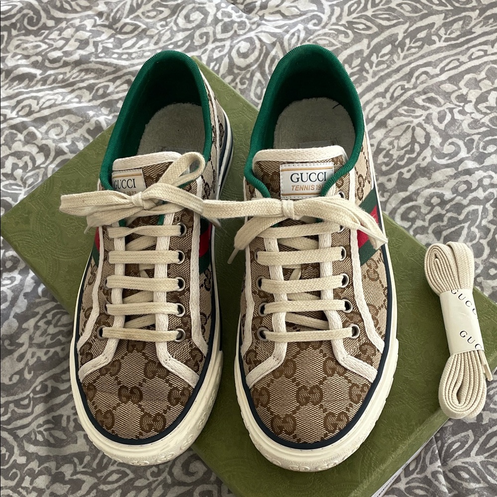 Gucci - Picture 4 of 4
